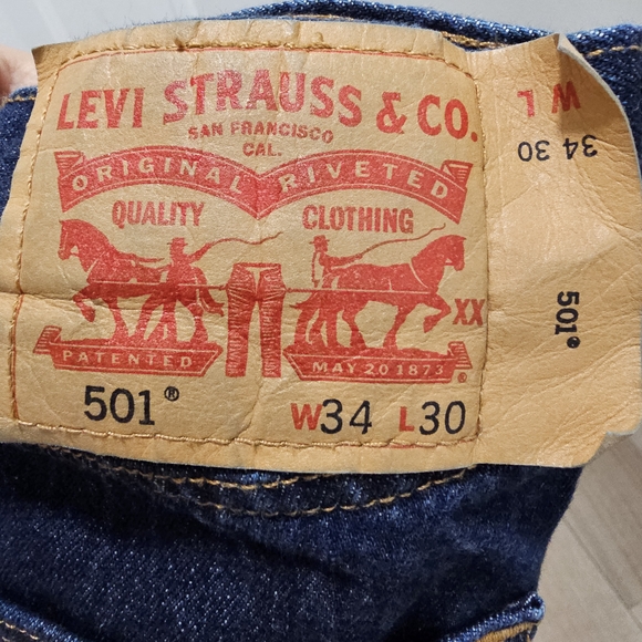 Levi's Men's Straight Jeans in Deep Indigo Blue - Picture 6 of 7